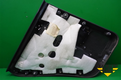 Обшивка двери задней правой под электрику (7L6867212) для Volkswagen Touareg c 2002-2010г (Туарег)