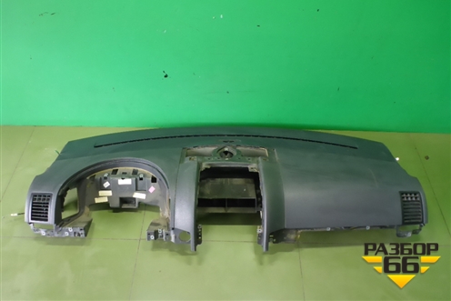 Торпедо с AIR BAG (верхняя часть) для Volkswagen Touareg c 2002-2010г (Туарег)