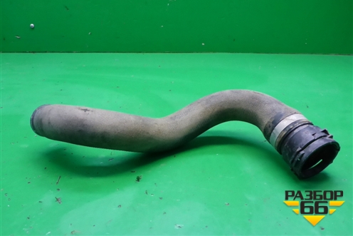 Патрубок системы охлаждения (4.2л BAR) для Volkswagen Touareg c 2002-2010г (Туарег)