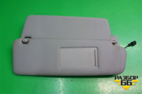 Козырёк солнцезащитный правый для Volkswagen Touareg c 2002-2010г (Туарег)