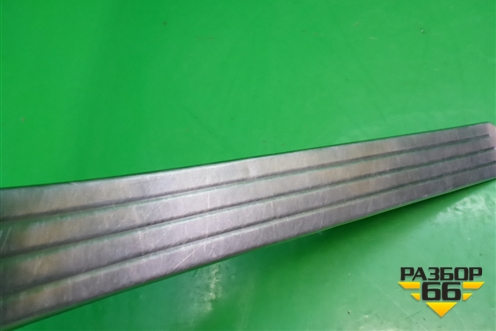 Накладка порога внутренняя заднего левого (в проём) (7L0853793C) для Volkswagen Touareg c 2002-2010г (Туарег)