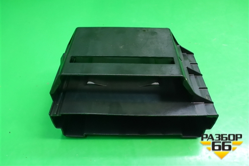 Кронштейн (блока управления акпп) (7L0927131D) для Volkswagen Touareg c 2002-2010г (Туарег)