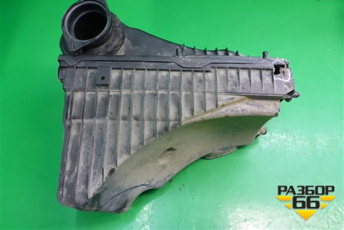 Корпус воздушного фильтра (левый 4.2л BAR) (7L6128601N) для Volkswagen Touareg c 2002-2010г (Туарег)