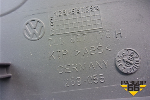 Накладка на торпедо (боковая правая) (7L6857176) для Volkswagen Touareg c 2002-2010г (Туарег)