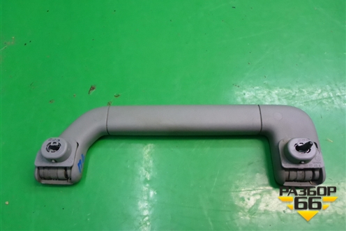 Ручка внутренняя потолочная передняя левая для Volkswagen Touareg c 2002-2010г (Туарег)