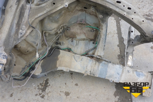 Лонжерон передний правый для Volkswagen Touareg c 2002-2010г (Туарег)