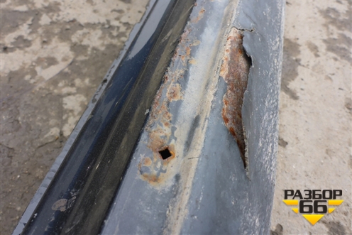 Порог со стойкой левый для Volkswagen Touareg c 2002-2010г (Туарег)