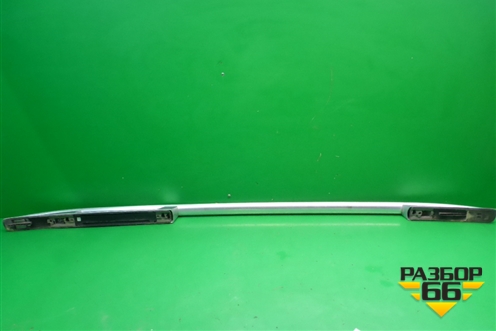 Рейлинг на крышу правый для Volkswagen Touareg c 2002-2010г (Туарег)