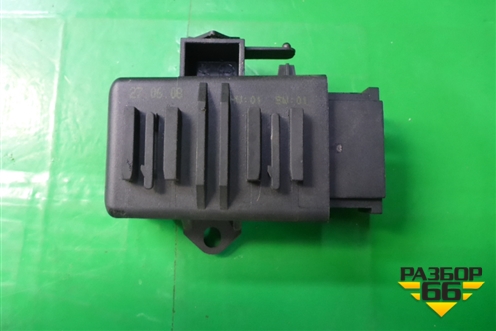 Блок электронный (подогрева сидений) (1K0959772) для Volkswagen Touareg c 2002-2010г (Туарег)