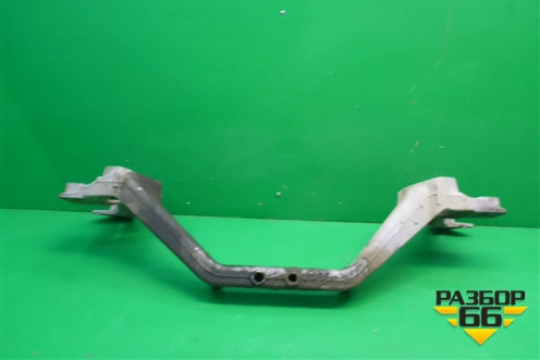 Балка передняя поперечная (крепления опор двигателя) (7L8199207) для Volkswagen Touareg c 2002-2010г (Туарег)