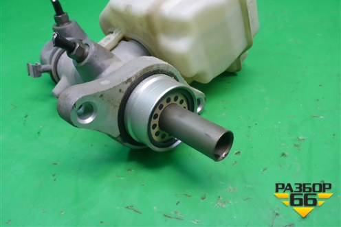 Цилиндр тормозной главный для Volkswagen Touareg c 2002-2010г (Туарег)