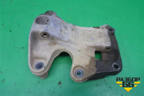 Кронштейн генератора (4.2л BAR) (079903805AF) для Volkswagen Touareg c 2002-2010г (Туарег)
