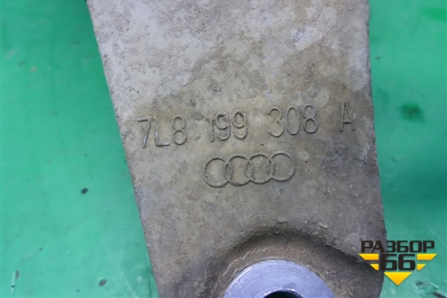 Кронштейн двигателя правый (4.2л BAR) (7L8199308A) для Volkswagen Touareg c 2002-2010г (Туарег)