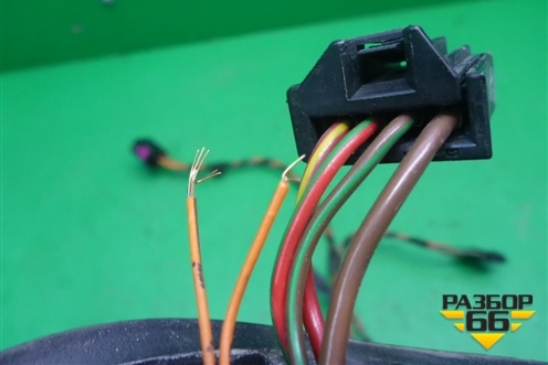 Проводка двери задней правой для Volkswagen Touareg c 2002-2010г (Туарег)