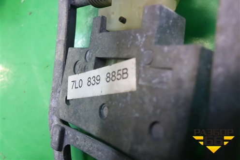 Ручка наружная двери задней левой (7L0839885B) для Volkswagen Touareg c 2002-2010г (Туарег)