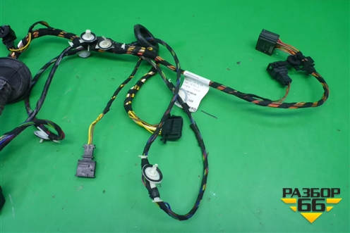 Проводка двери передней правой (7L6971120BD) для Volkswagen Touareg c 2002-2010г (Туарег)