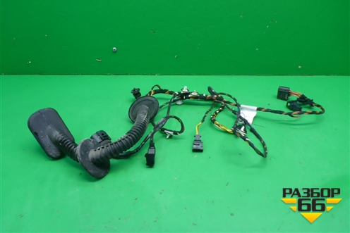 Проводка двери передней правой (7L6971120BD) для Volkswagen Touareg c 2002-2010г (Туарег)