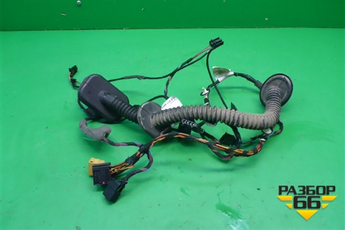 Проводка двери задней левой (7L6971694R) для Volkswagen Touareg c 2002-2010г (Туарег)
