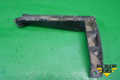 Кронштейн заднего бампера правый (под фонарь) (7L6807862) для Volkswagen Touareg c 2002-2010г (Туарег)