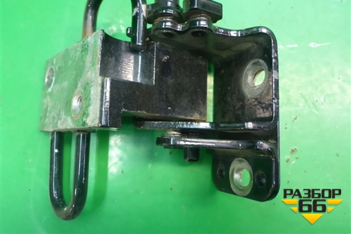 Петля двери задней левой нижняя (7L0833411A) для Volkswagen Touareg c 2002-2010г (Туарег)