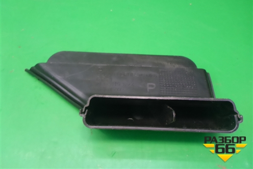 Воздуховод отопителя задний правый (7L0819624C) для Volkswagen Touareg c 2002-2010г (Туарег)