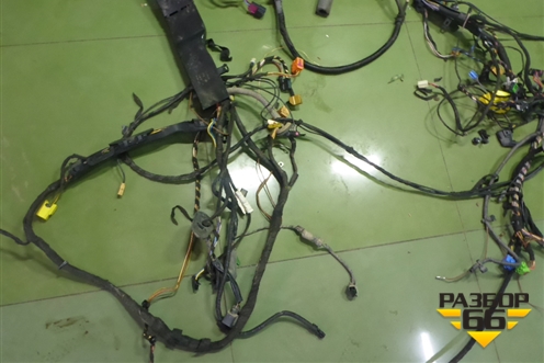 Проводка подкапотная+салон для Volkswagen Touareg c 2002-2010г (Туарег)