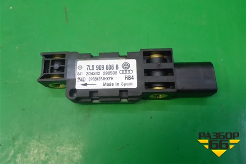Датчик AIR BAG для Volkswagen Touareg c 2002-2010г (Туарег)