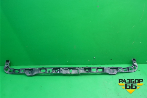 Кронштейн заднего бампера центральный (5K6807863) для Volkswagen Golf VI с 2009-2012г (Гольф 6)