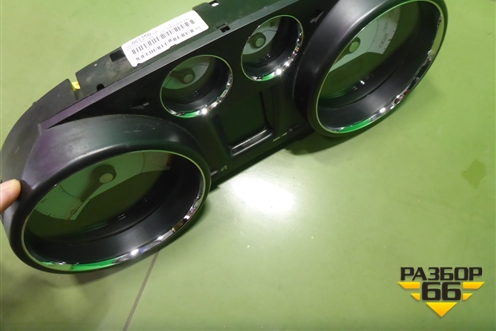 Щиток приборов МКПП (9806135080) для Peugeot 408 с 2012г