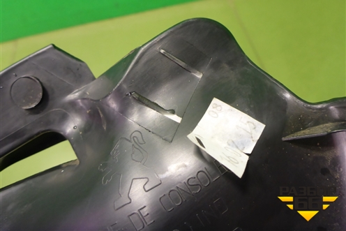 Накладка внутренняя (на консоль левая) (9659920577) для Peugeot 408 с 2012г