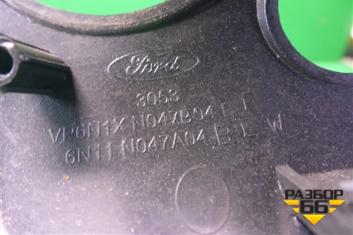 Рамка магнитолы (после 2005г) (6N11N047A04) для Ford Fusion с 2002г (Фьюжн)