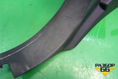 Накладка порога внутренняя переднего левого (передняя часть) (EMC500311) для Land Rover Discovery 3 с 2004-2009г (Дискавери)