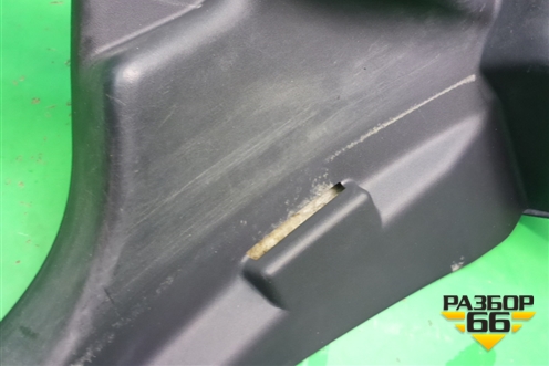 Накладка порога внутренняя переднего левого (передняя часть) (EMC500311) для Land Rover Discovery 3 с 2004-2009г (Дискавери)