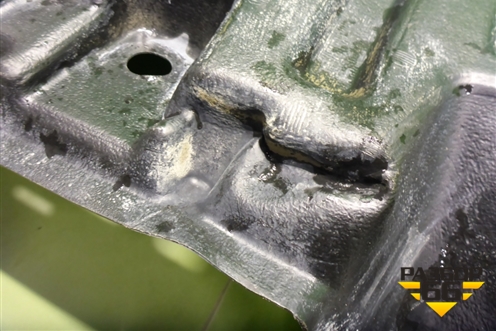 Пыльник днища (5762833110) для Toyota Camry V70 с 2017г (Камри)