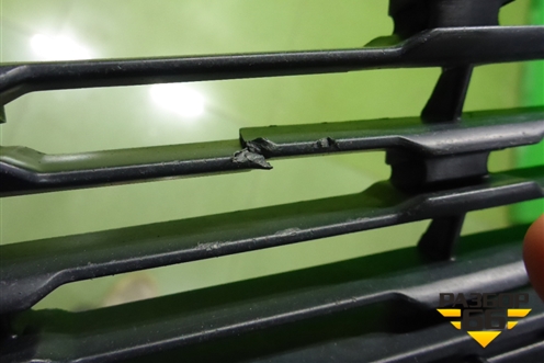 Решетка в передний бампер центральная (до 2021г) (86531M6000) для Kia Cerato с 2018г (Серато 4)