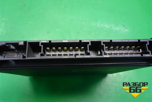 Блок электронный (управления задним сиденьем) (A2219002202) для Mercedes Benz S-Klass W221 с 2005-2013г (С)