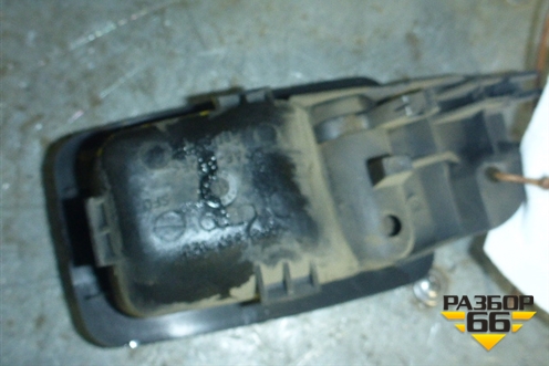 Ручка внутренняя двери передней правой для Audi A8 с 1998-2003г (А8) (4D0437020)