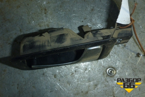 Ручка внутренняя двери передней правой для Audi A8 с 1998-2003г (А8) (4D0437020)