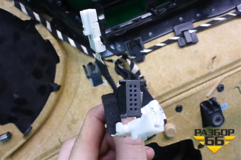 Обшивка двери передней левой под электрику для Mercedes Benz S-Klass W221 с 2005-2013г (С)