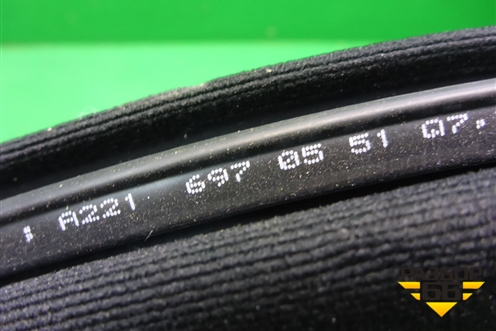 Уплотнитель двери передней левой (A2216970551) для Mercedes Benz S-Klass W221 с 2005-2013г (С)