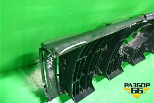 Решетка радиатора (после 2013 до 2017г под камеру) (5311160A71) для Toyota Land Cruiser Prado(150) с 2009г (Ленд Крузер Прадо)