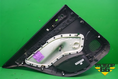 Обшивка двери задней правой под механику (1Z5867212) для Skoda Octavia (А5) с 2004-2013г (Октавия)