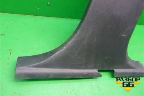 Обшивка стойки центральная нижняя правая (1Z0867282) для Skoda Octavia (А5) с 2004-2013г (Октавия)