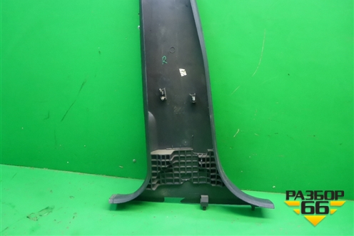 Обшивка стойки центральная нижняя правая (1Z0867282) для Skoda Octavia (А5) с 2004-2013г (Октавия)