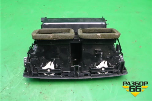 Дефлектор воздушный центральный (1Z0820951) для Skoda Octavia (А5) с 2004-2013г (Октавия)