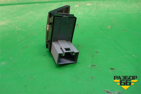 Кнопка стеклоподъёмника (передняя правая) (1Z0959856) для Skoda Octavia (А5) с 2004-2013г (Октавия)