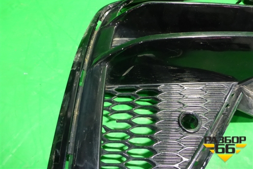 Решетка в передний бампер правая (под парктроник до 2021г) (86594M6020) для Kia Cerato с 2018г (Серато 4)