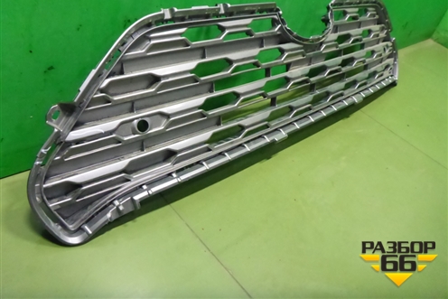 Решетка радиатора (под парктроник) (5311242190) для Toyota Rav-4 с 2018г (Рав 4)