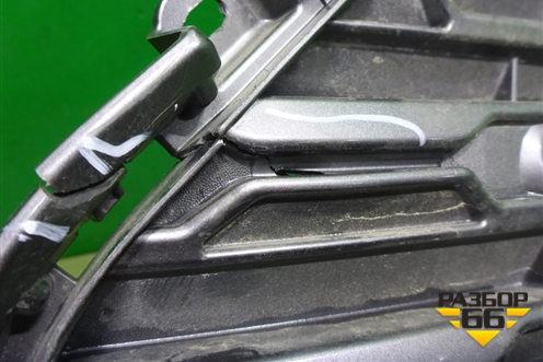 Решетка радиатора (под парктроник) (5311242190) для Toyota Rav-4 с 2018г (Рав 4)