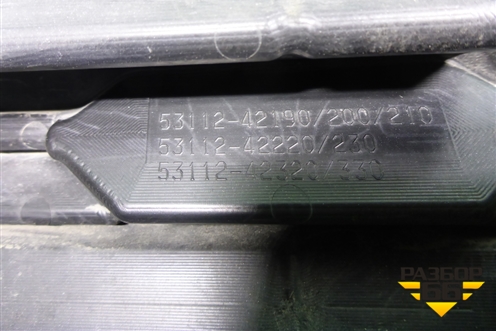 Решетка радиатора (под парктроник) (5311242190) для Toyota Rav-4 с 2018г (Рав 4)